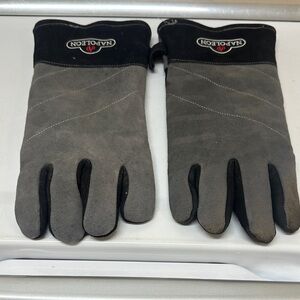 Gray BBQ Heat-Resistant Grill Gloves